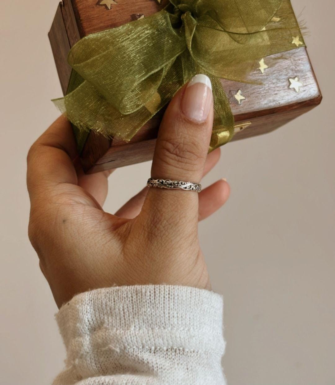 Subtle Vintage Motif Silver Ring