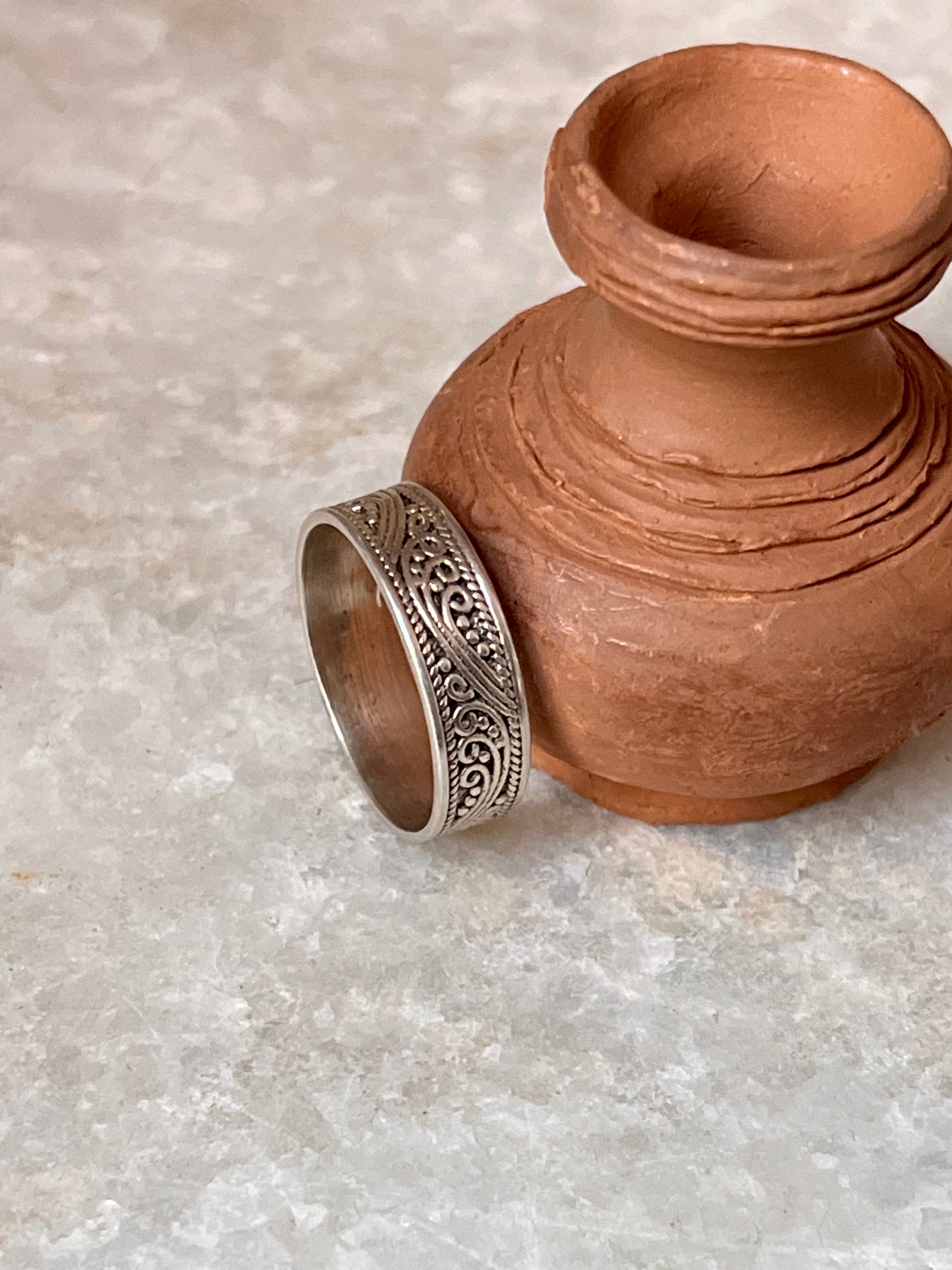 Vintage Beauty 925 Sterling Silver Ring - Tarakaya Silver