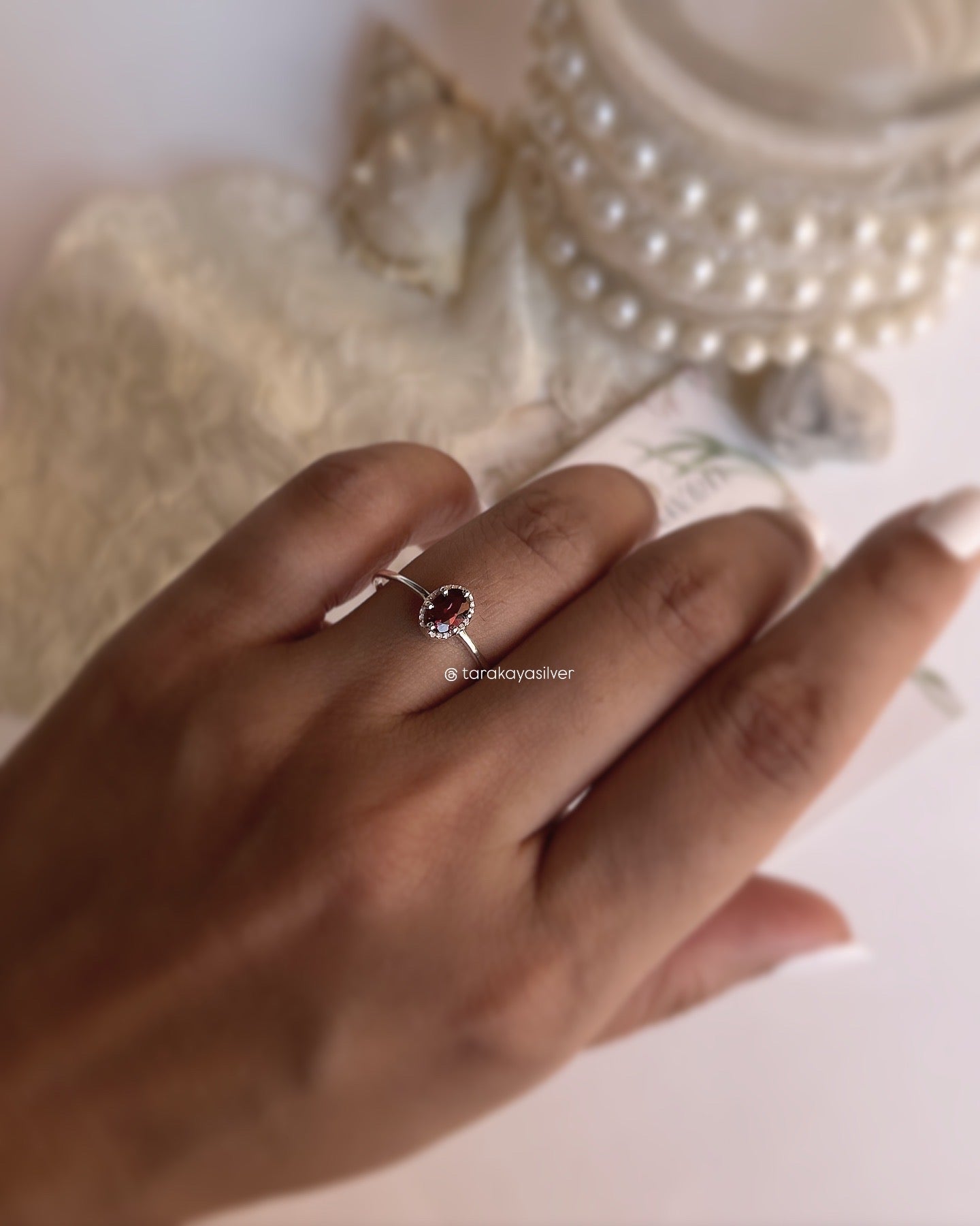 925 Silver Vintage Solitaire Ring with Rhodolite Garnet