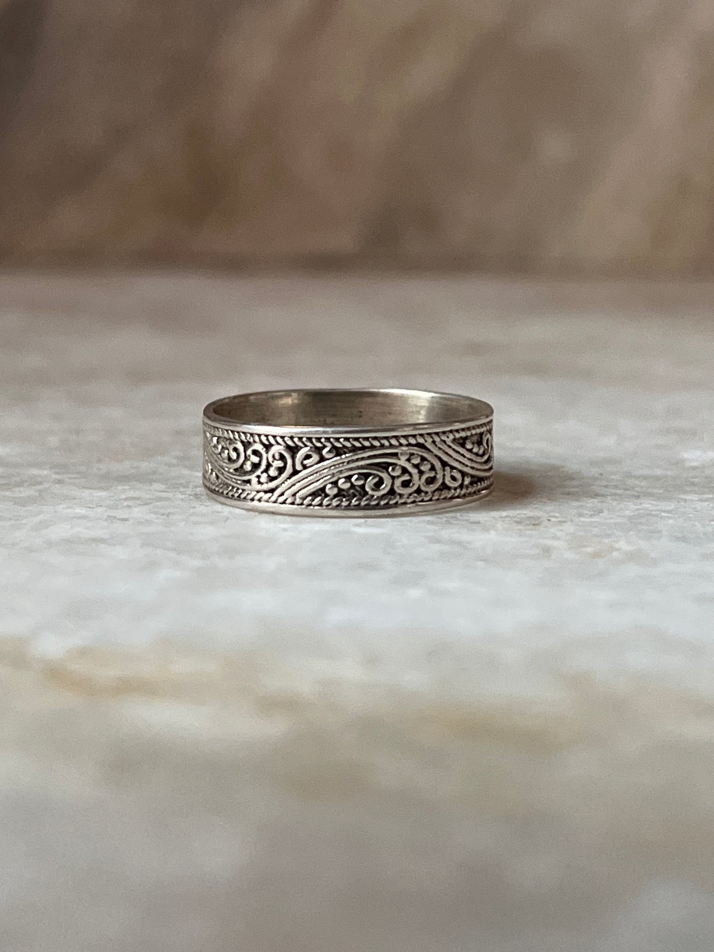 Vintage Beauty 925 Sterling Silver Ring - Tarakaya Silver