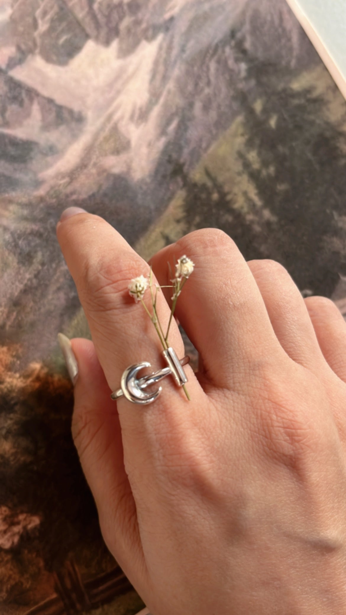 Charming Moon Flower Holder Silver Ring for Timeless Style