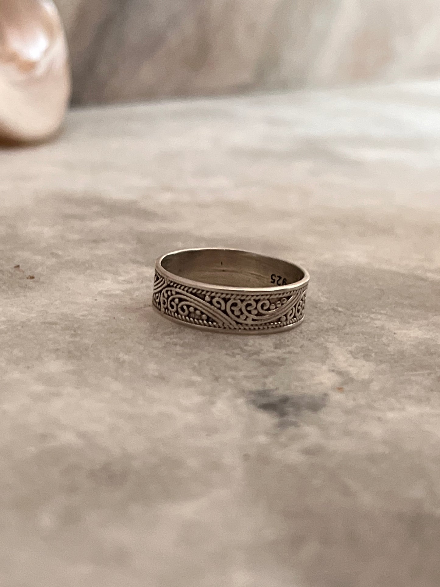 Vintage Beauty 925 Sterling Silver Ring - Tarakaya Silver