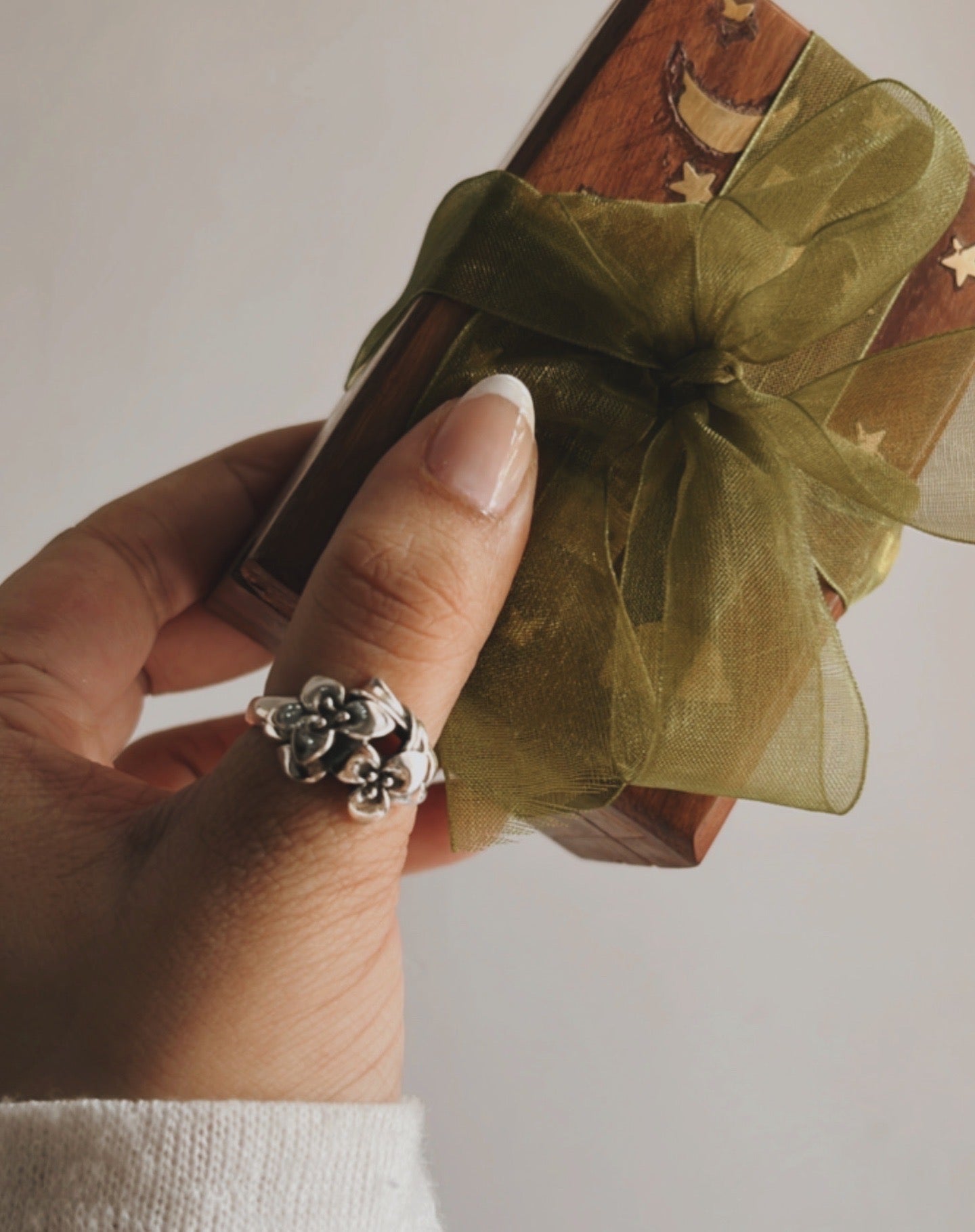 Romantic Flower Bouquet Engagement Ring