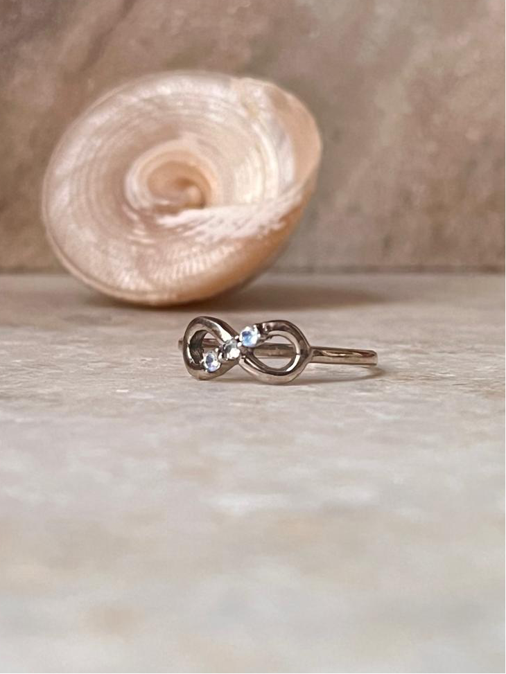 Moonstone Infinity 925 Sterling Silver Ring