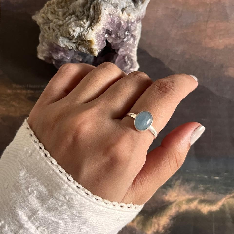Beautiful natural aquamarine oval stone set in a silver ring.