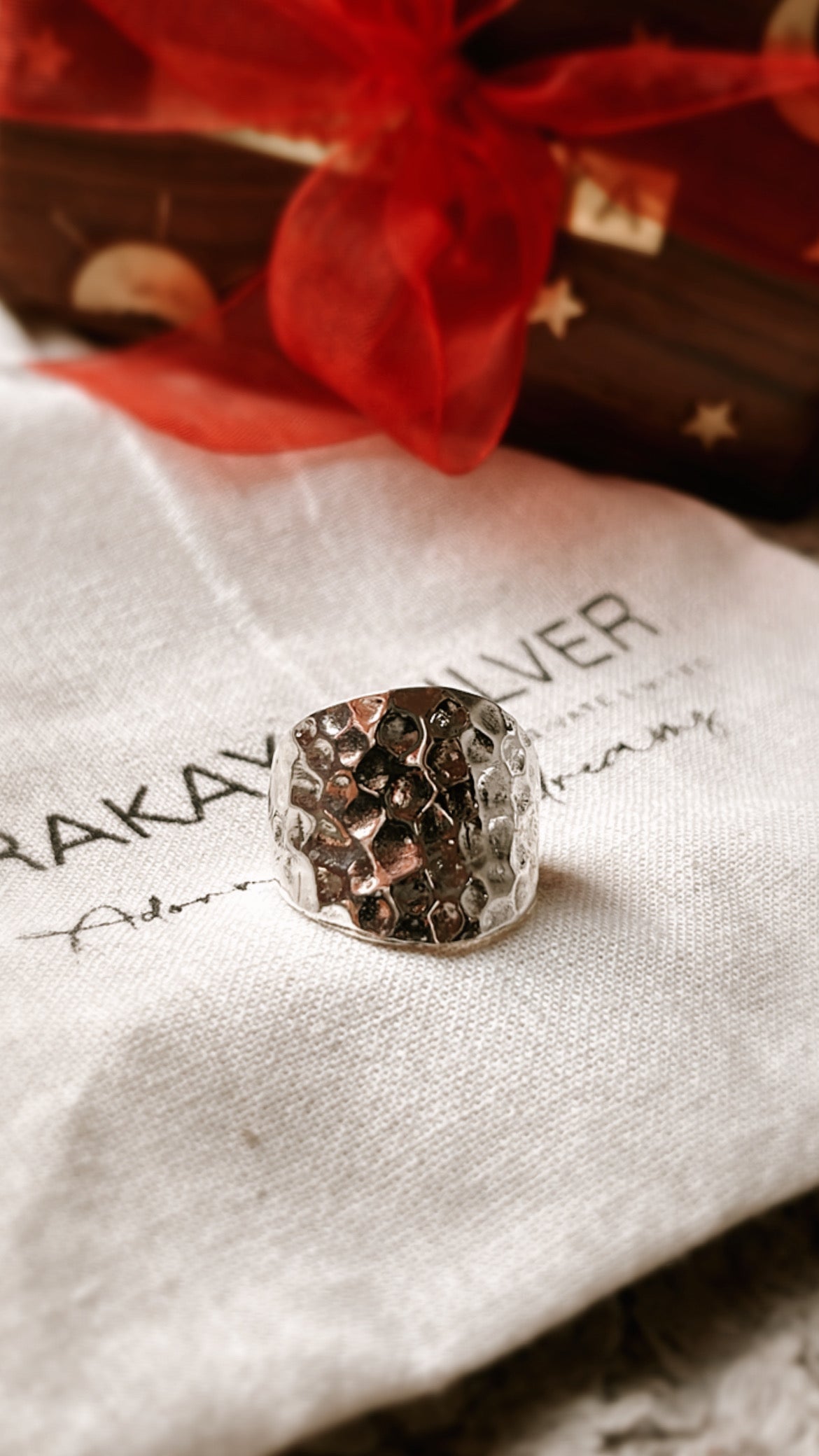 Statement chunky silver ring with hammered finish