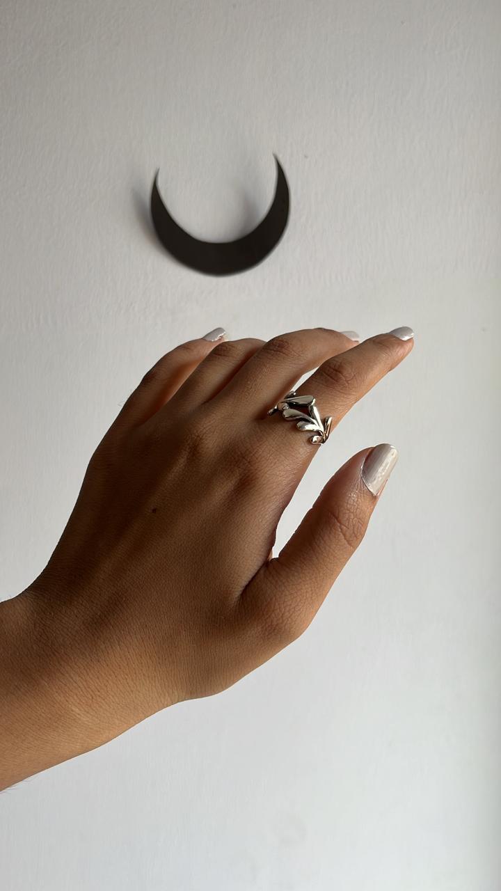 Handcrafted Molten Leaf Silver Ring with Unique Textured Detailing