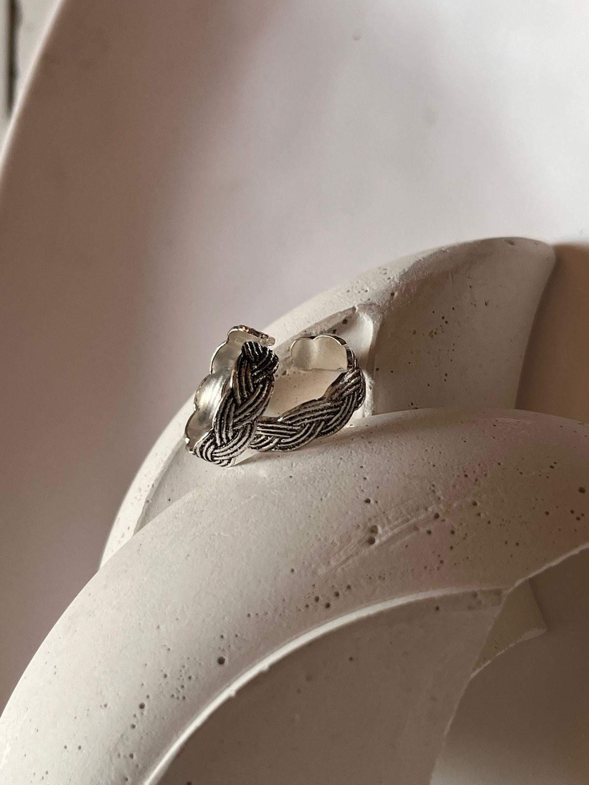 Elegant Braided Silver Toe Ring