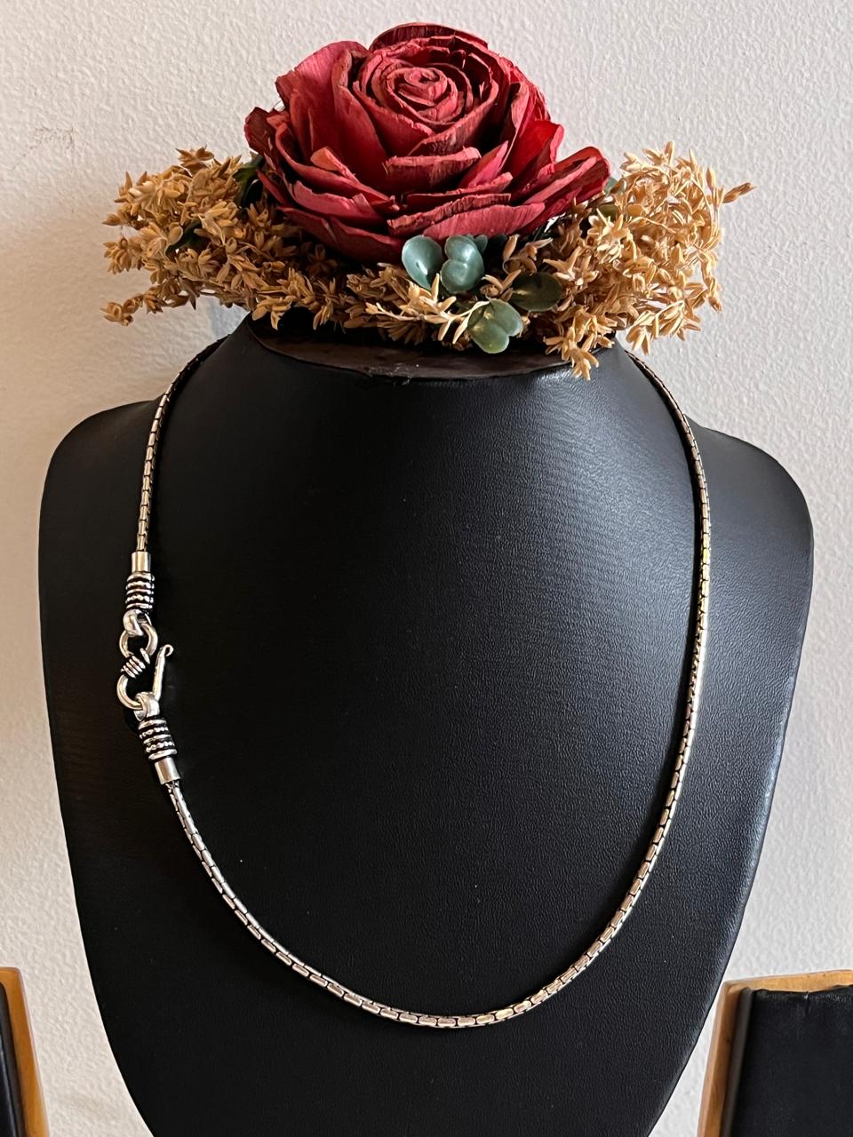 S-lock silver chain with antique patterns, perfect for adding vintage charm.