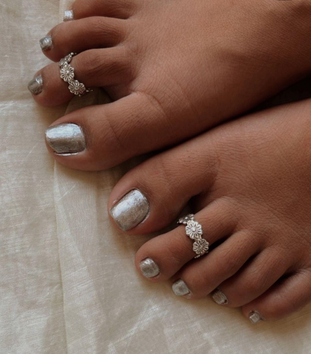 Sterling Silver Flower Band Toe Ring