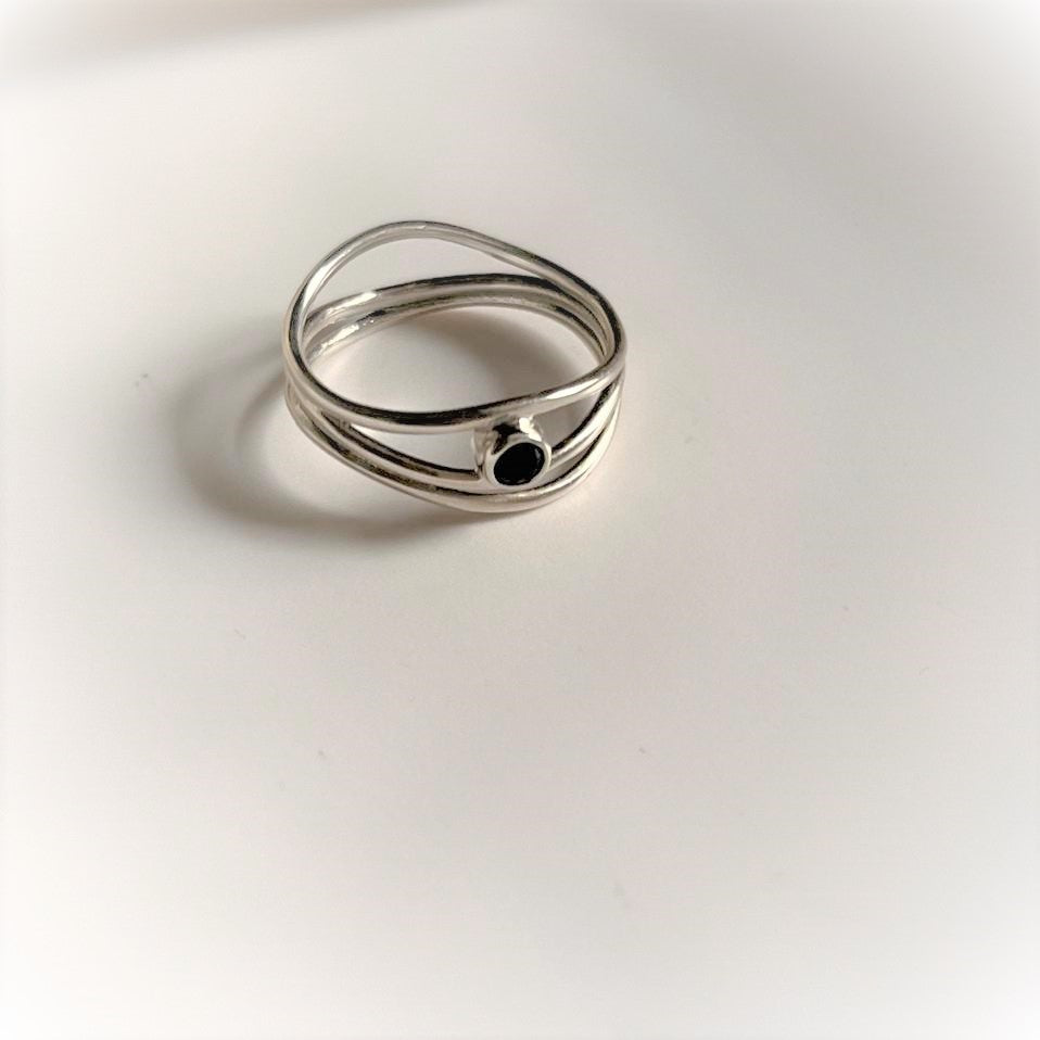 Modern Black Onyx Wire Wrap Silver Band