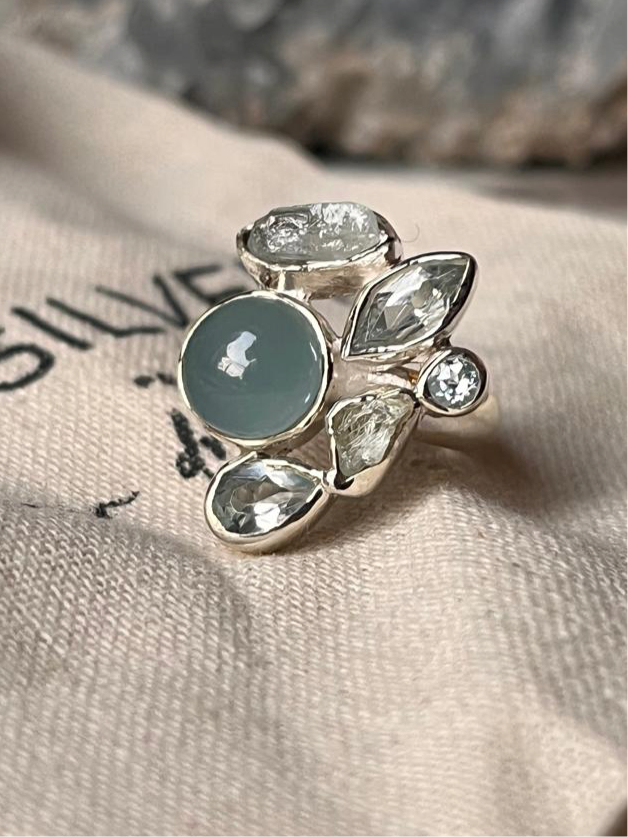 925 silver ring with a stone aquamarine and blue topaz cluster