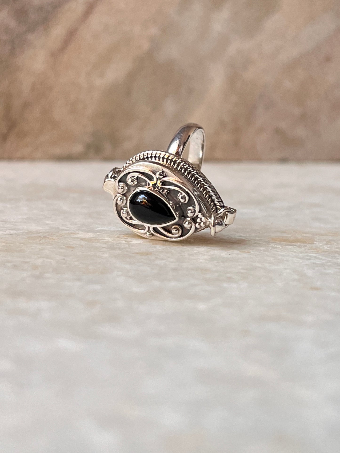 Black Onyx Storage 925 Sterling Silver Ring