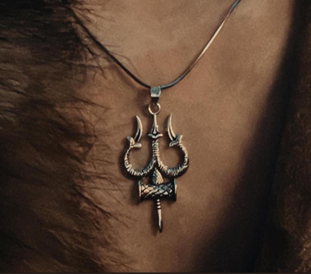 Large Trishul Damru silver pendant with intricate design