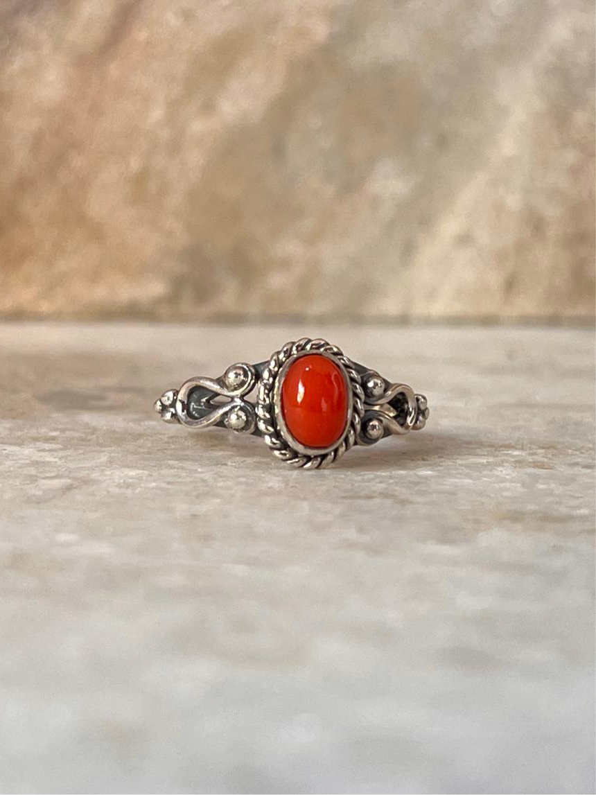 Natural Coral Boho Oval 925 Sterling Silver Ring