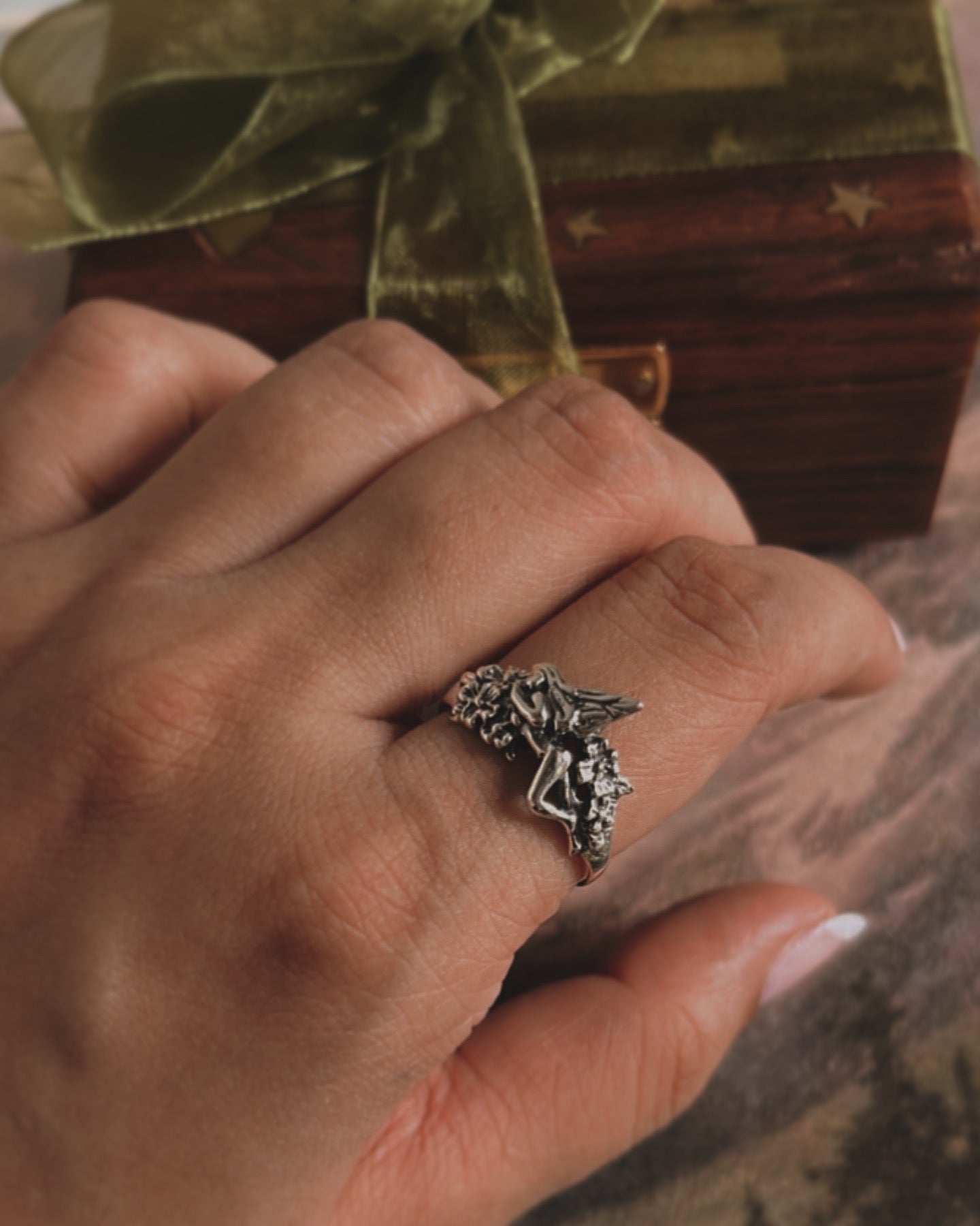 Charming fairy in the garden silver ring with nature-inspired elements