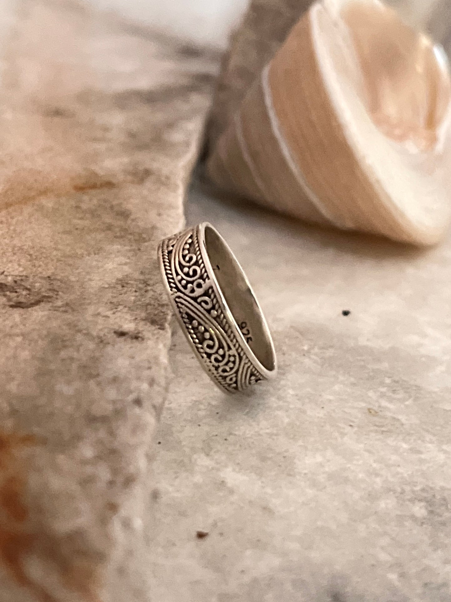 Vintage Beauty 925 Sterling Silver Ring - Tarakaya Silver