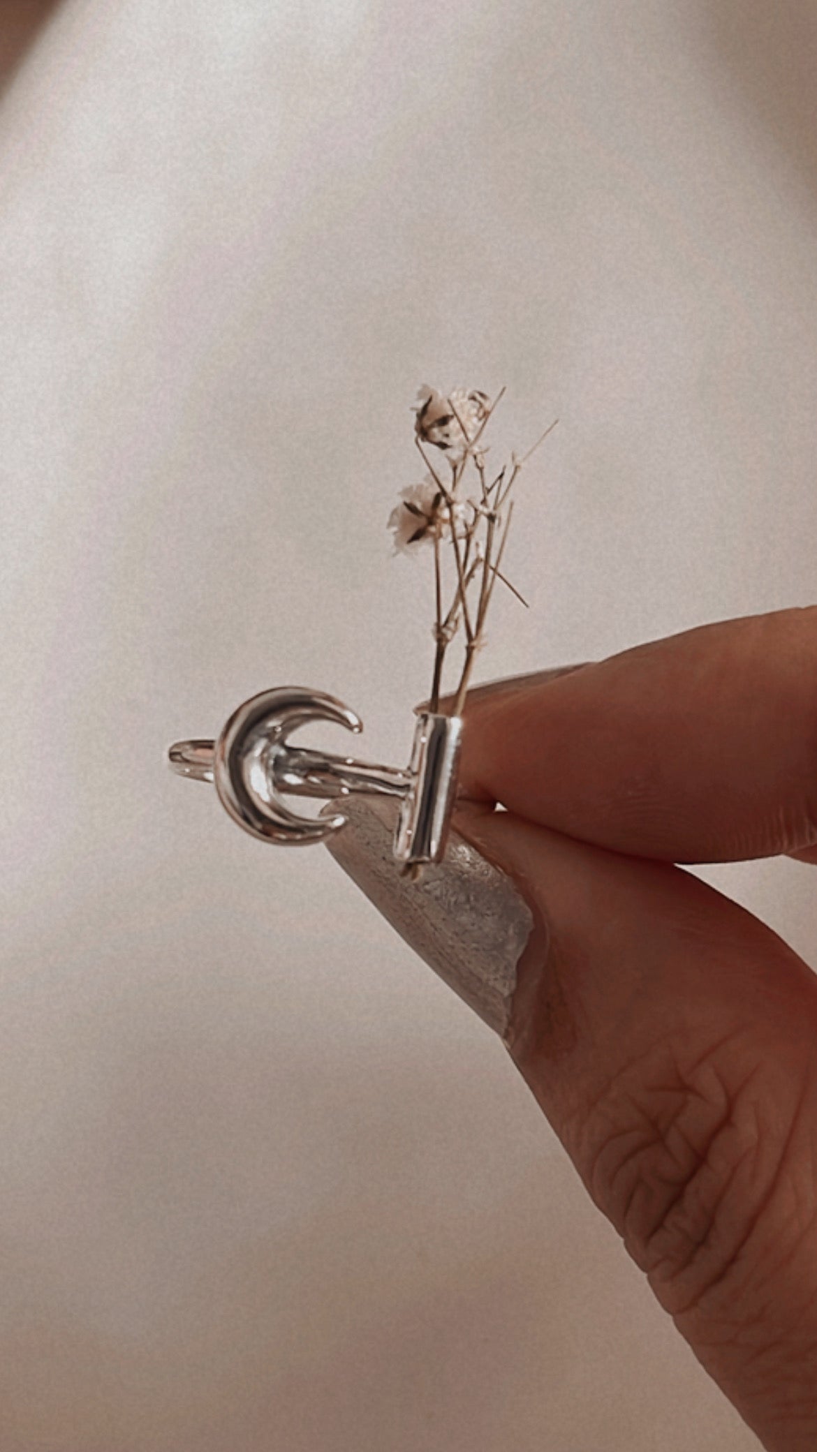 Sterling Silver Moon Flower Holder Ring for a Boho-Chic Vibe