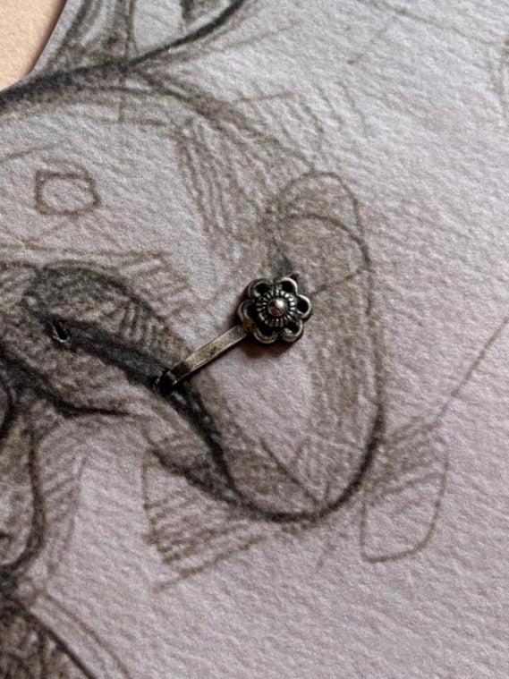 Antique Flower Silver Clip-On for Nose / Helix