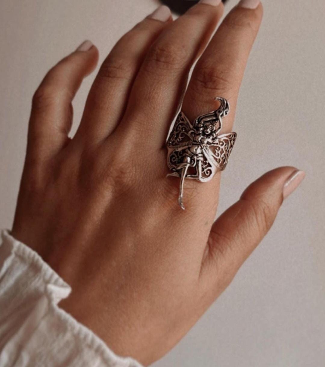 Timeless silver 925 ring with intricate Dancing Mystic Angel filigree details
