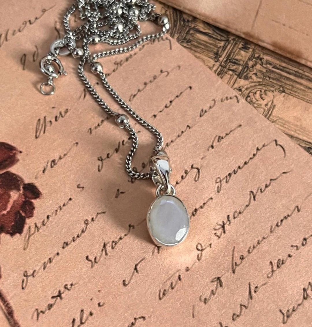 Sterling Silver Pendant with Oval Cut Moonstone