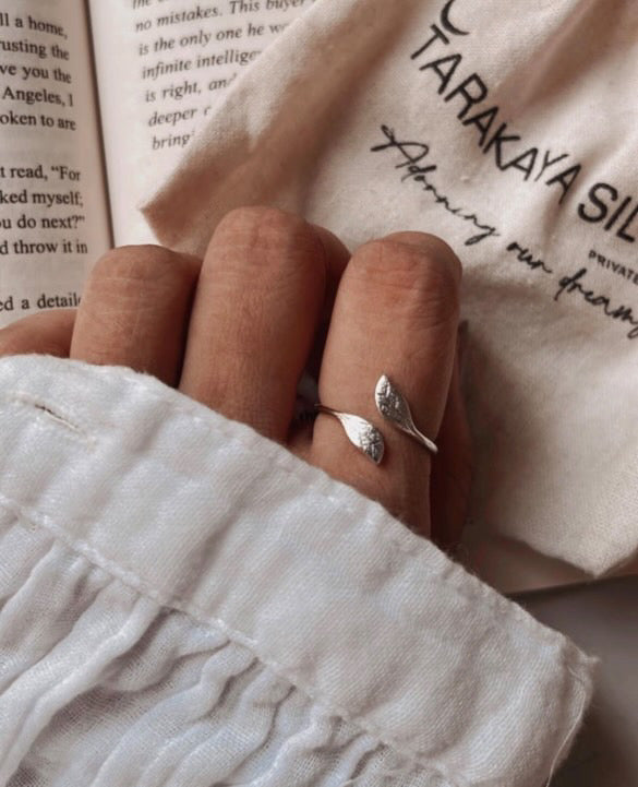 Single Leafy Adjustable 925 Sterling Silver Ring