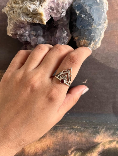 Stylish boho crown ring with garnet stone in silver