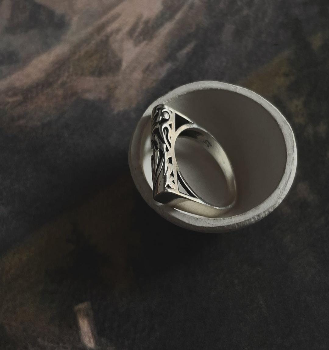 Vintage Design Signet Silver Ring