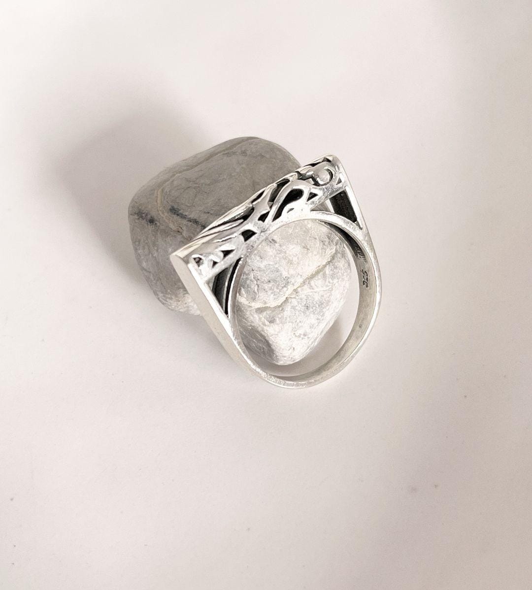 Sterling Silver Vintage Motif Signet Ring for Men/Women