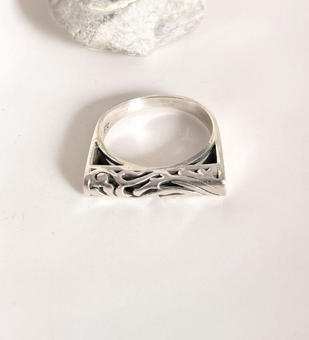 Classic Vintage Silver Signet Ring