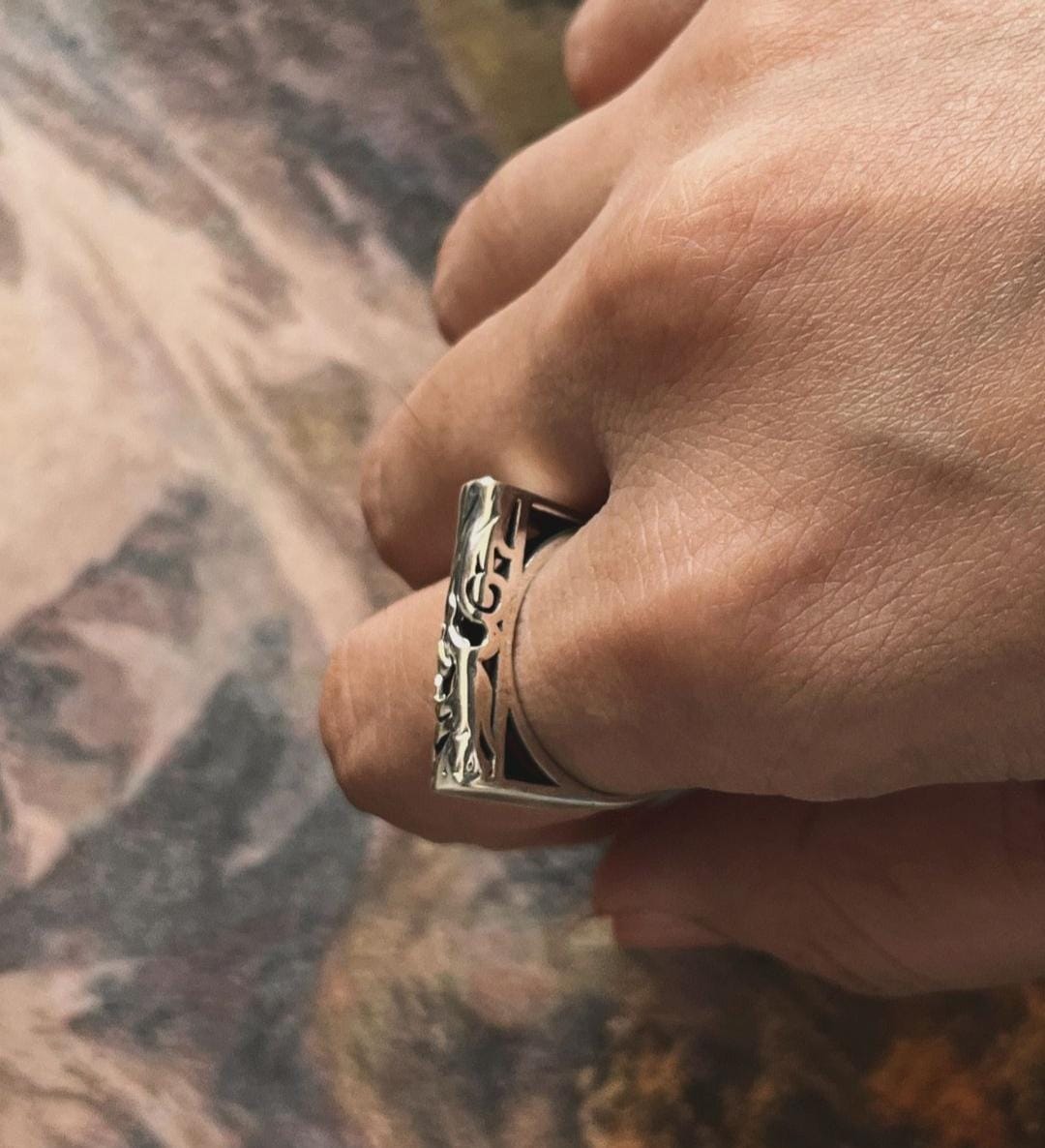 Personalized Vintage Motif Signet Ring in Silver