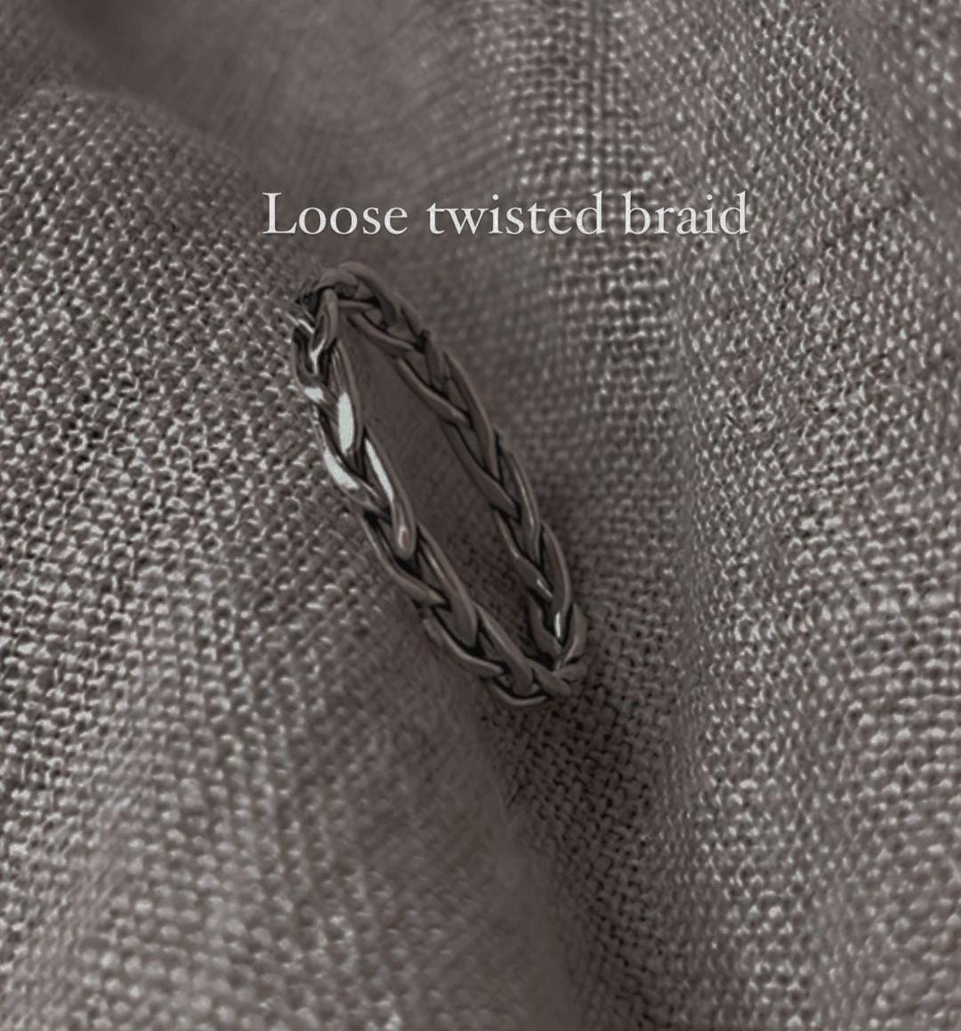 Loose Braided Band Silver Ring with Elegant Design