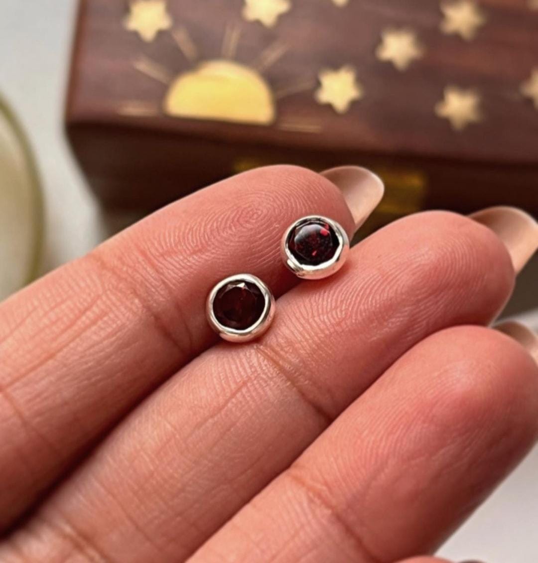 Elegant 4mm garnet studs for a delicate look