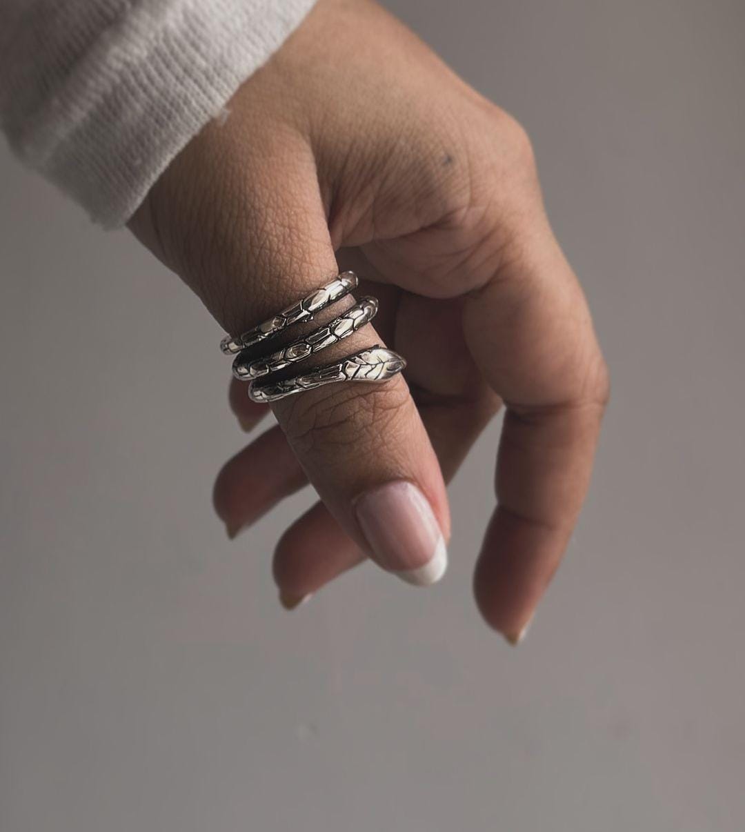 Bold serpent design chunky ring in sterling silver