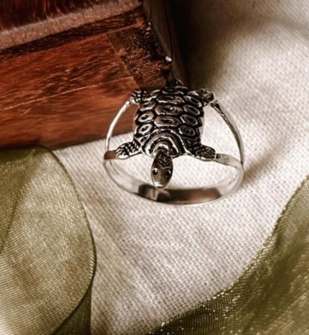Charming Tortoise 1 silver ring