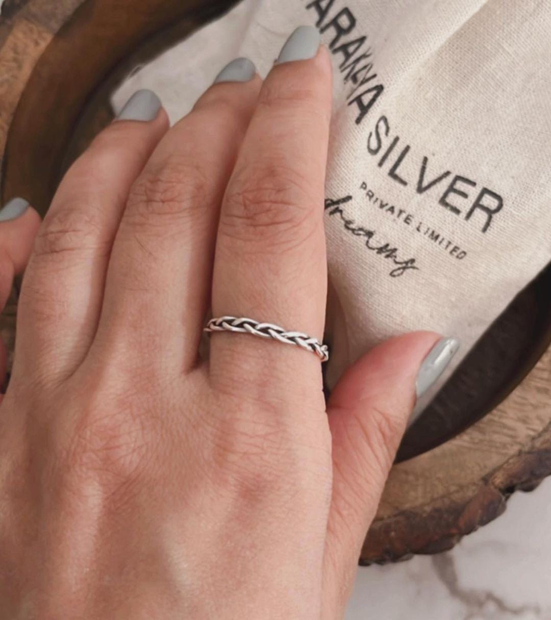 Elegant Loose Braided Band Silver Ring for a Classic Look