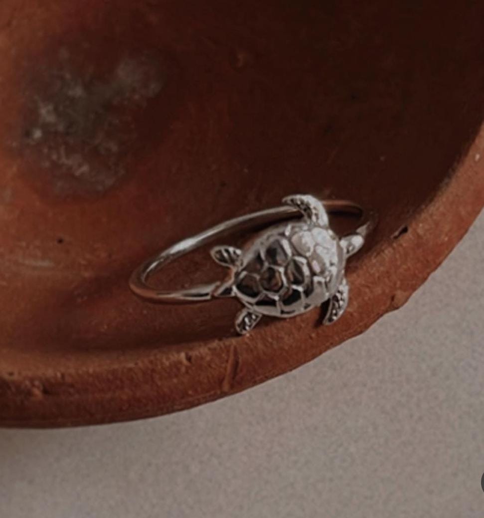 Handcrafted Tortoise 2 silver ring