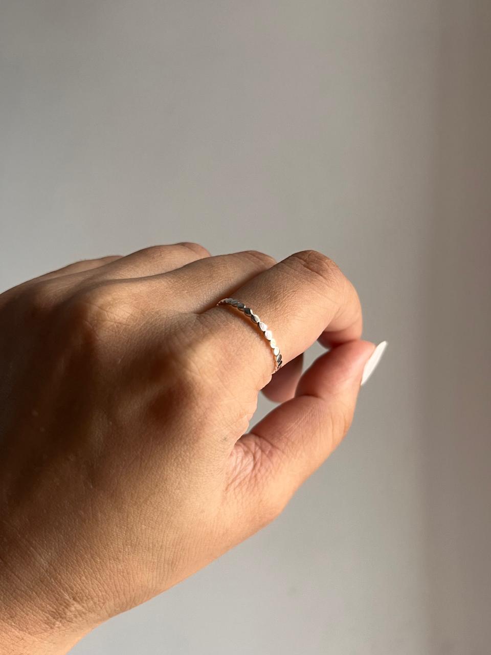 Sleek and stylish dot band silver 925 ring designed for stacking