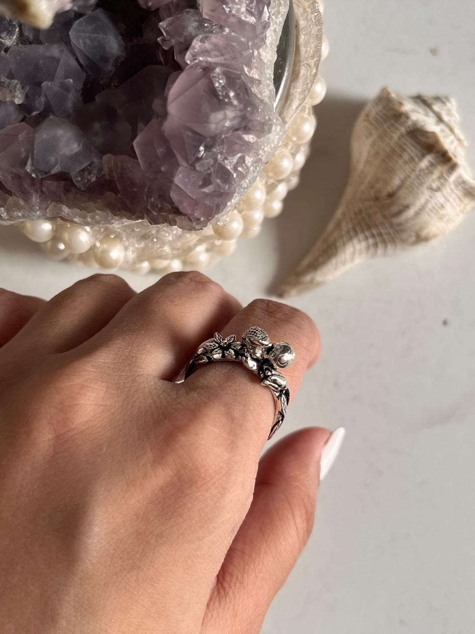 Hedgehog and Mushroom Design Silver Ring