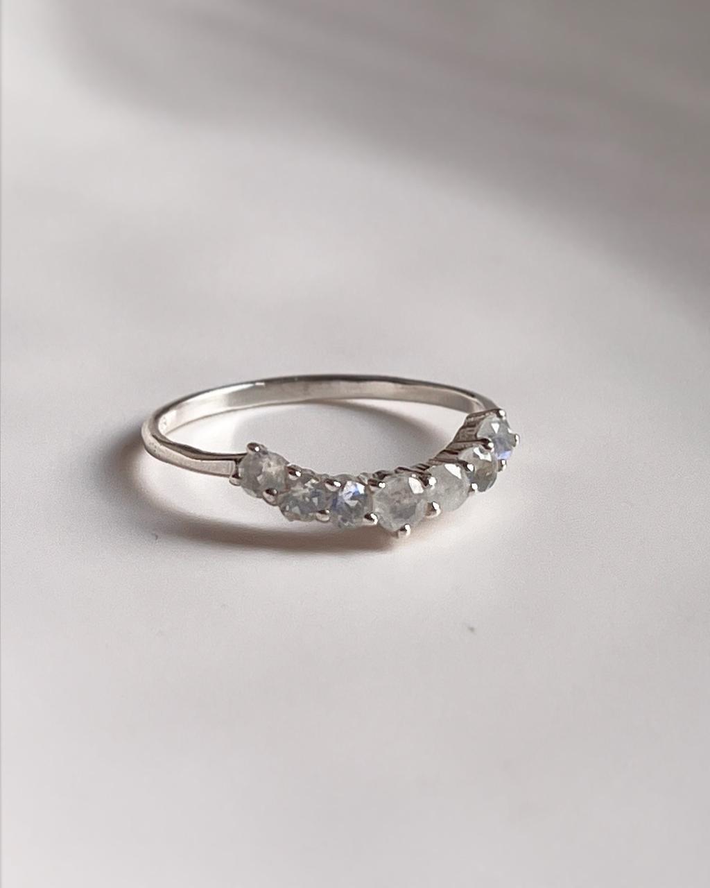 Elegant Moonstone Crown Stone Silver Ring