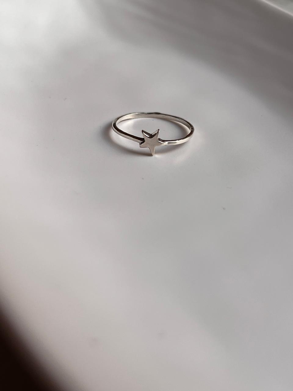 Minimalist Small Star Ring in Sterling Silver