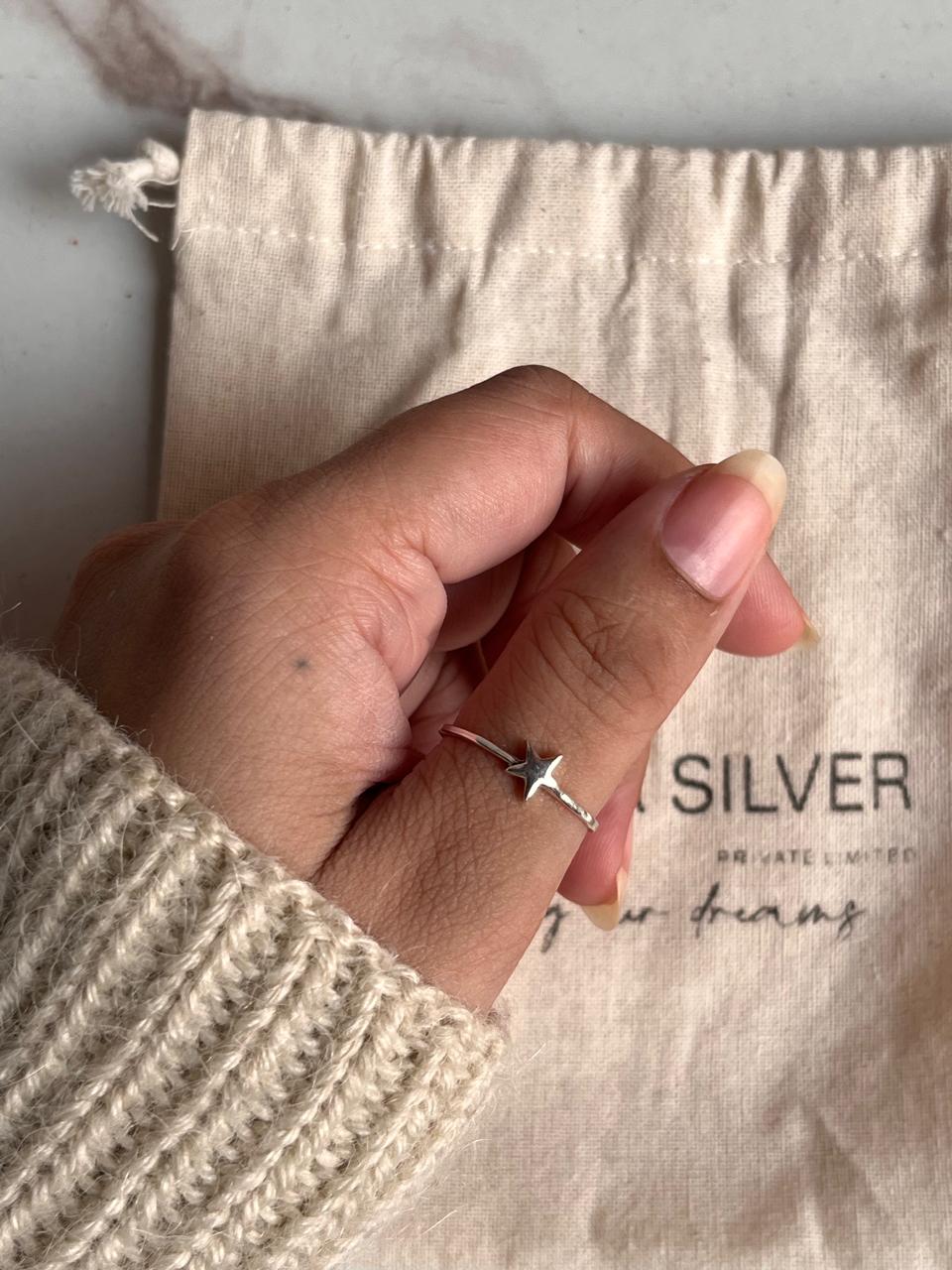 Plain Small Star Silver Ring