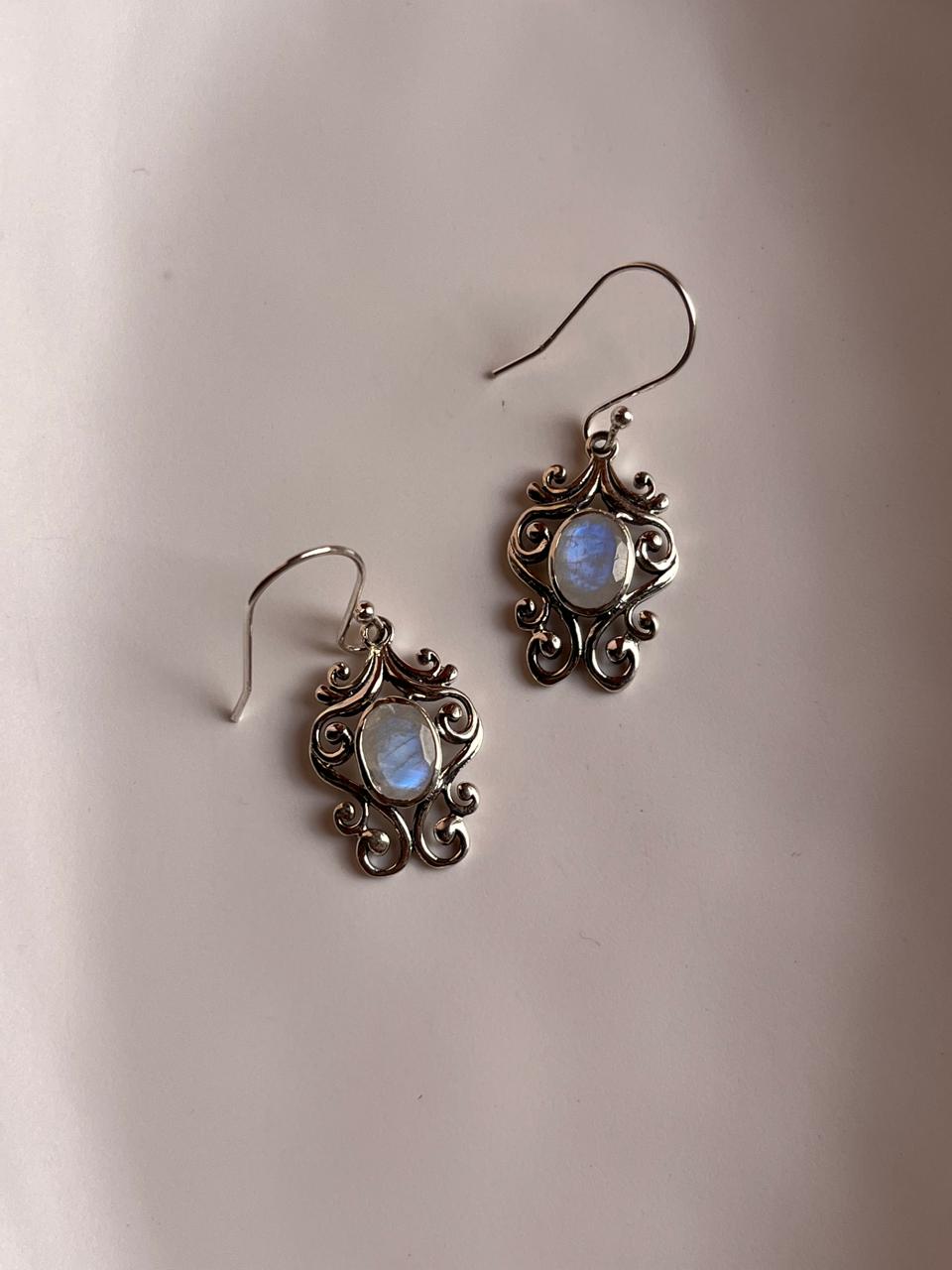 Vintage Style Silver Earrings with Oval Cut Moonstone