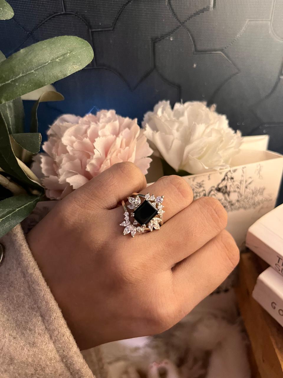 Black Onyx Set Solitaire Silver Ring