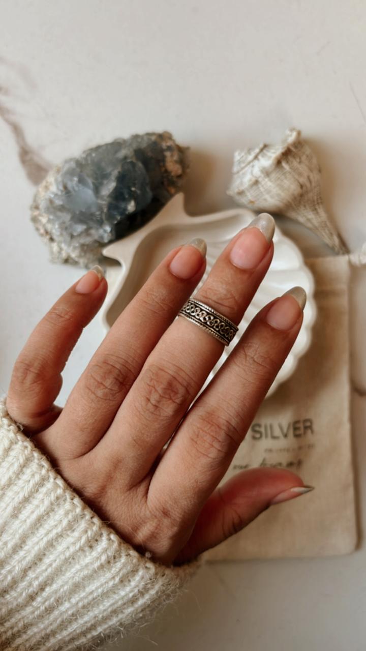 Stylish Zig Zag Silver Ring for Mid and Little Finger