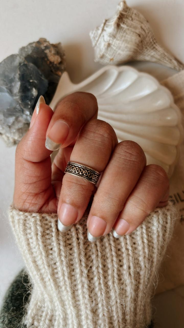 Sterling Silver Zig Zag Ring for Mid or Little Finger