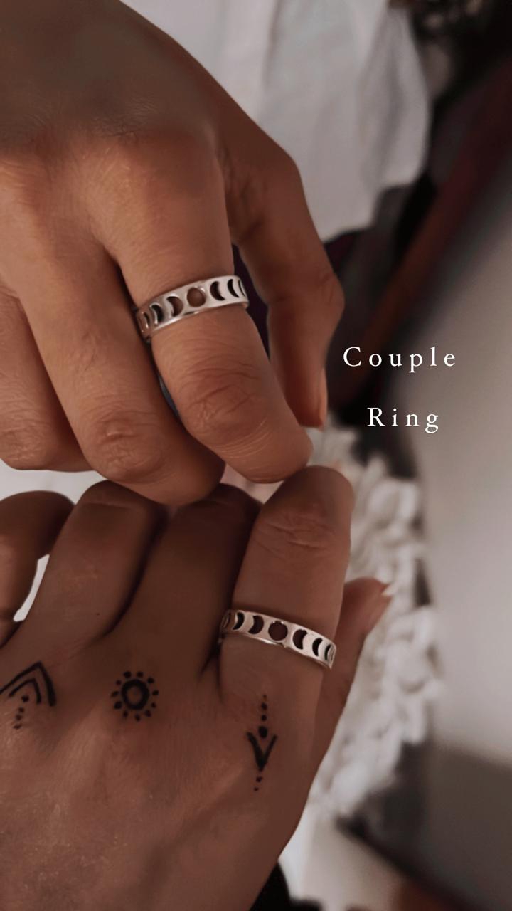 Couple rings with moon phases design in 925 sterling silver