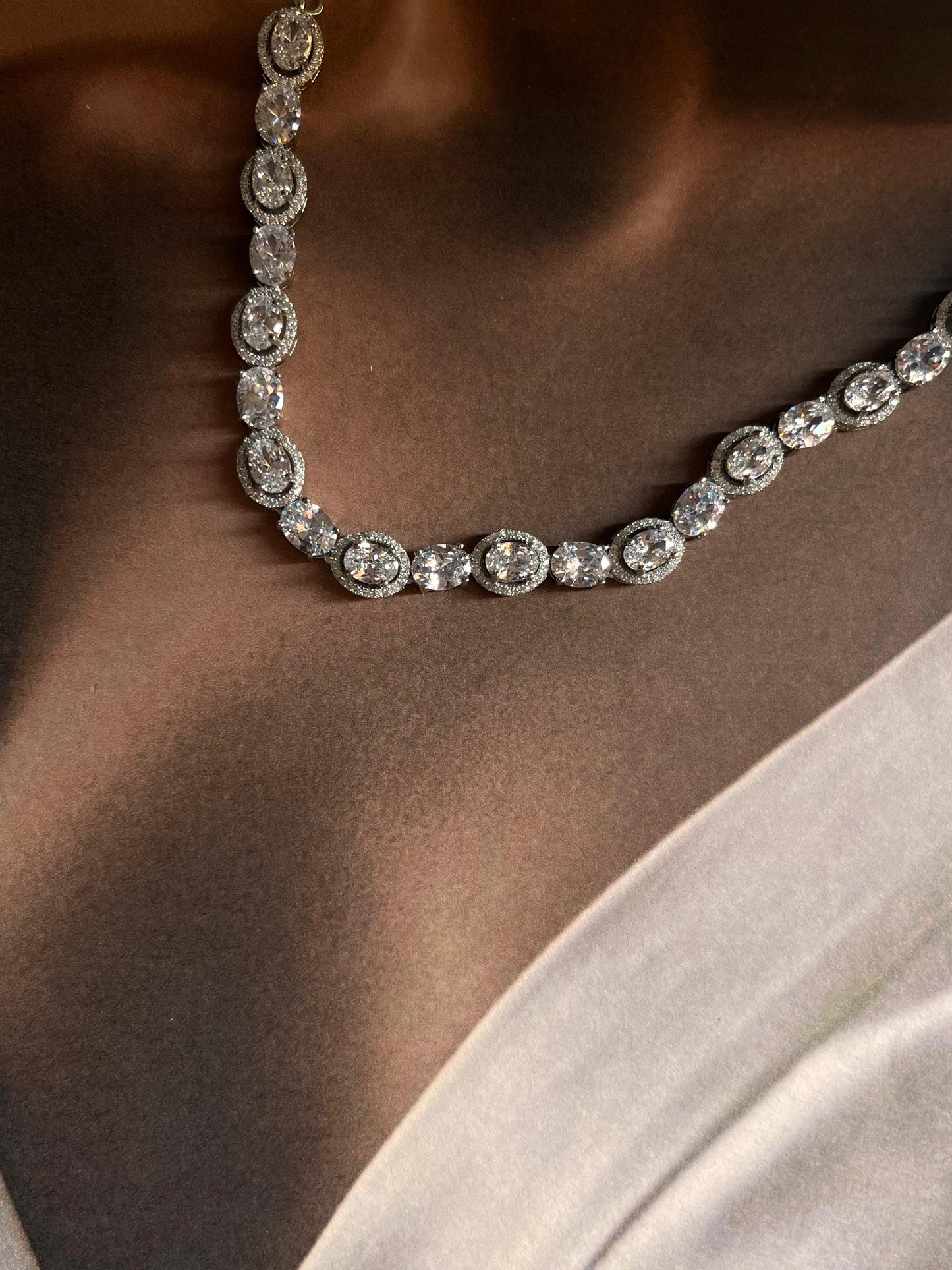 Solitare CZ stone 925 silver set with sparkling charm