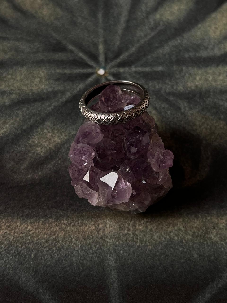 Snake-Inspired 925 Silver Aura Band Ring - Bold and Unique