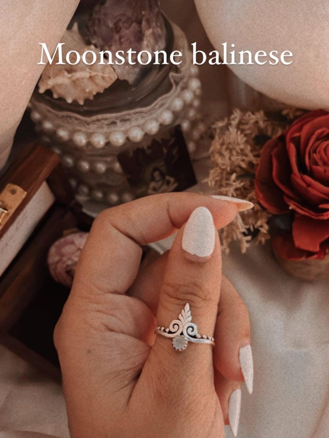Moonstone Balinese Rawa Leaf Silver Ring
